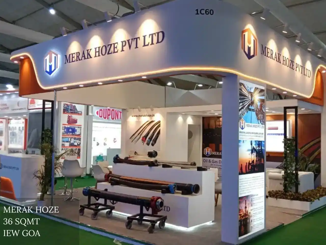 SHOW 339 Stand build by propshop