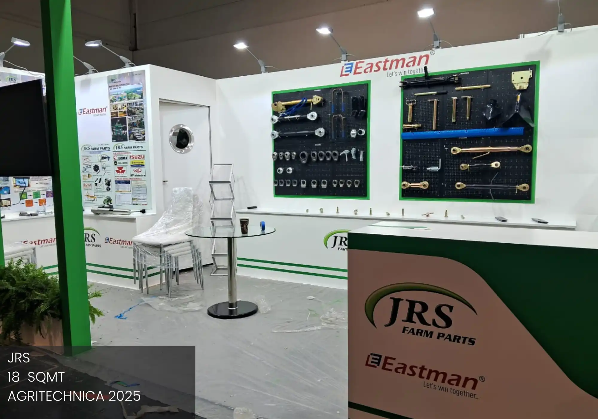  Stand build by propshop